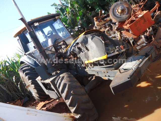74/22021 - TRATOR AGRÍCOLA VALTRA MOD. BT-190, 4X4, ANO 13,