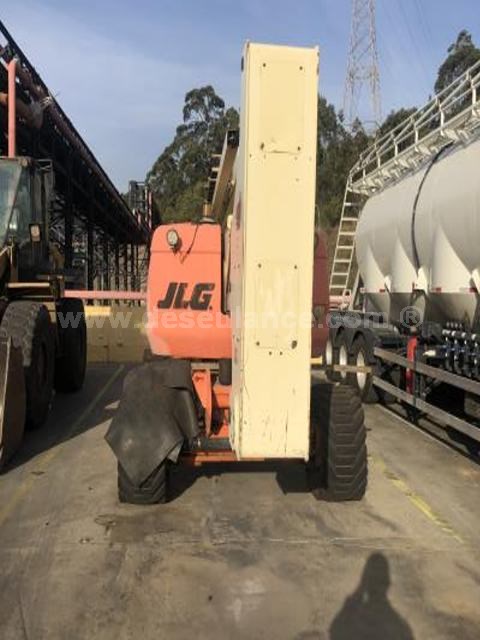 25/23116 - PLATAFORMA ELEVATÓRIA M/ JLG, MOD.  800 AJ - 1077. ELEVAÇÃO: