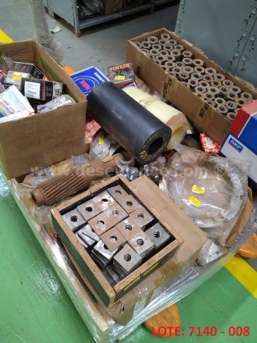 40/23169 - APROX. 1.219 PEÇAS S/USO: 105 ROLAMENTOS, BUCHAS E OUTRAS