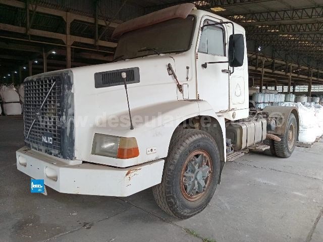 39/24158 - CAMINHÃO TRATOR (CAVALO MECÂNICO) VOLVO/ NL10 280, ANO 90