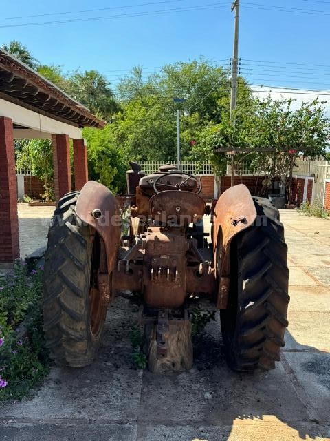 74/25013 - TRATOR ANTIGO LANDINI, DÉCADA DE 50.