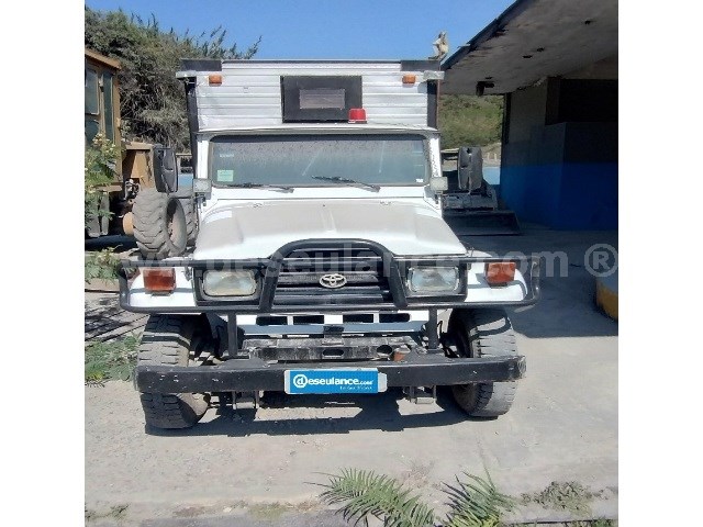 211/25020 - PICK UP TOYOTA MOD. BANDEIRANTES BJ55LP BL3, ANO 97. 