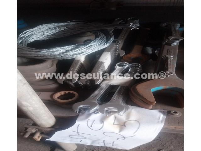 25/25045 - APROX. 89 FERRAMENTAS S/USO