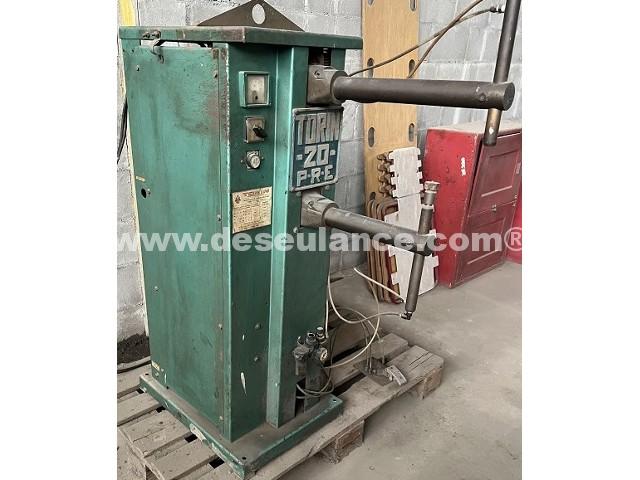 52/25118 - SOLDADEIRA DE PONTO TORIN, 20 KVA.