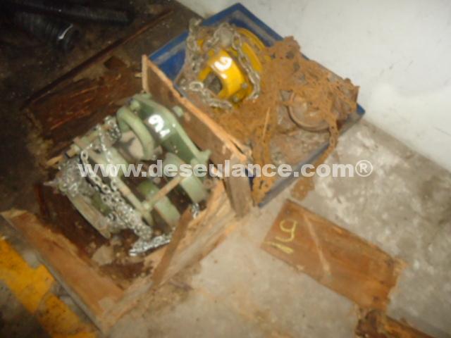 09/26028 - TALHA MANUAL M/BERG STELL 6 TONS, C/TROLEY TRUCK FORTE.