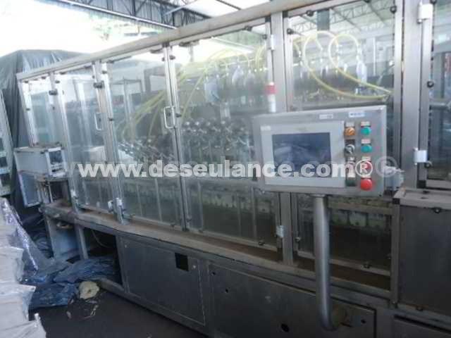 10/26036 - ENVASADORA C/SOLDADORA AUTOMÁTICA M/COMAS, C/12 BICOS, 