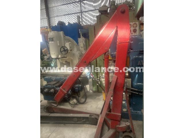 33/26037 - MANDRILADORA M/SHIBAURA FLOOR-TYPE GIGANTE MOD. BSF 32/21, 