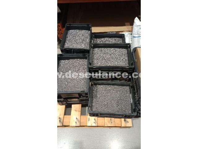 06/26040 - 200 KG (LANCE POR KG) ESFERAS DE INOX 4MM.