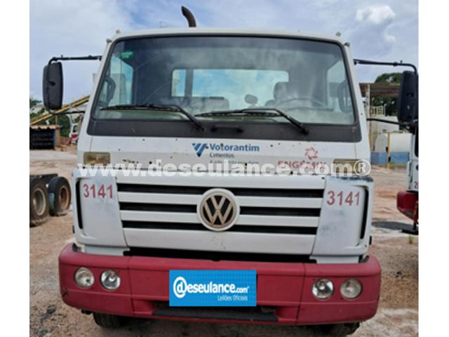 24/26041 - CAMINHÃO VOLKSWAGEN MOD. VW 26260E, ANO 11. (ID 8459).