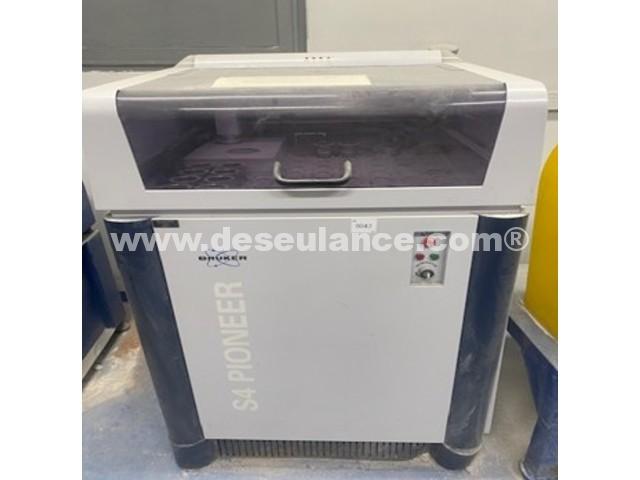 44/26124 - ESPECTRÔMETRO DE FLUORESCÊNCIA RAIO-X M/BRUKER (ID 8604)
